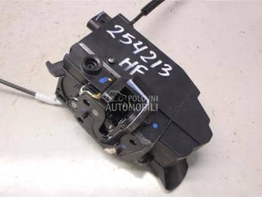 Unutrašnja brava, kvaka za Peugeot 2008, 208, 308 ... od 2014. do 2022. god.