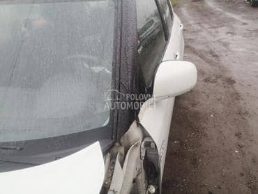 Retrovizori u bela perloj boji za Suzuki Swift od 2005. do 2010. god.