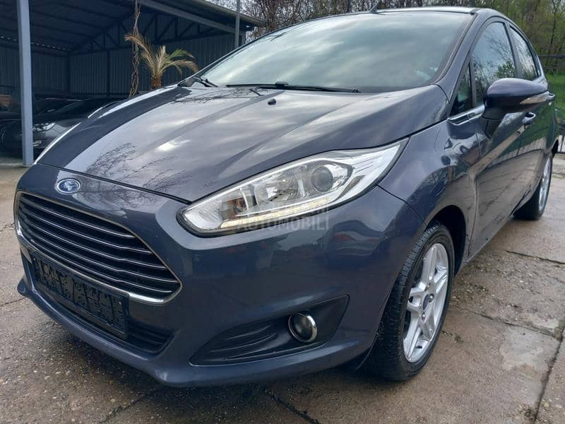 Ford Fiesta GHIA-BOSE