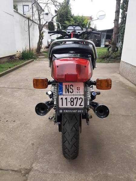 Suzuki GSX 750 E reg.godinu dana