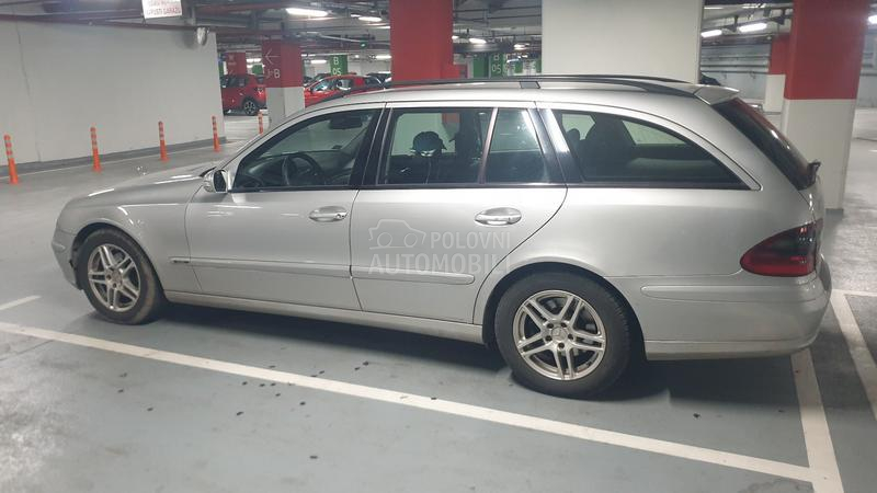 Mercedes Benz E 220 