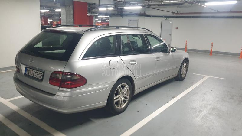 Mercedes Benz E 220 
