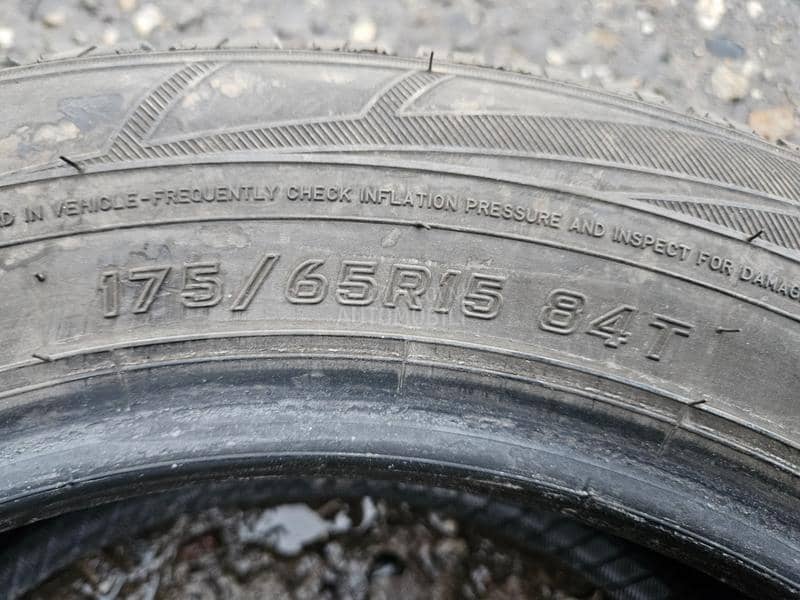 Falken 175/65 R15 Zimska