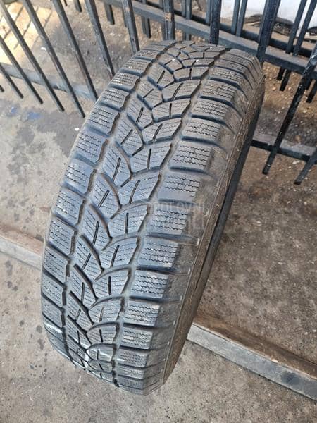 Firestone 195/65 R15 Zimska
