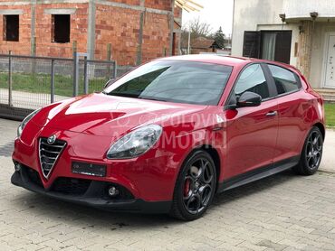 Alfa Romeo Giulietta 1750 LaunchEdition
