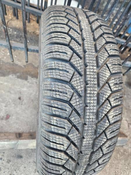 Semperit 195/65 R15 Zimska