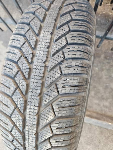 Semperit 195/65 R15 Zimska