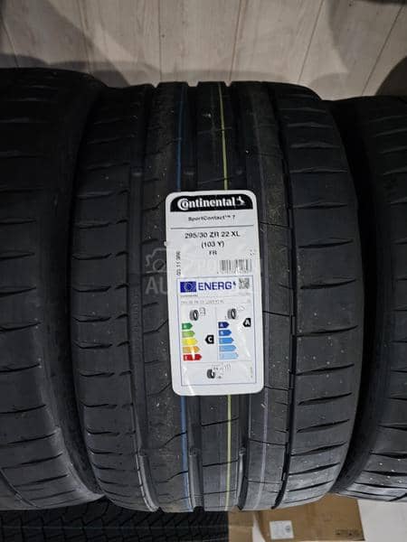 Continental 295/30 R22 Letnja