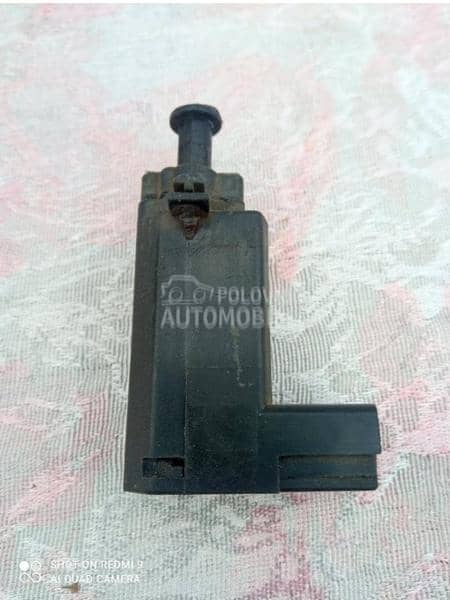 Prekidac za stop svetla