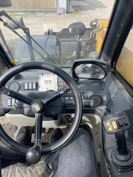 CAT TH337C