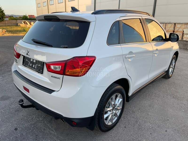 Mitsubishi ASX 4x4///xenon//