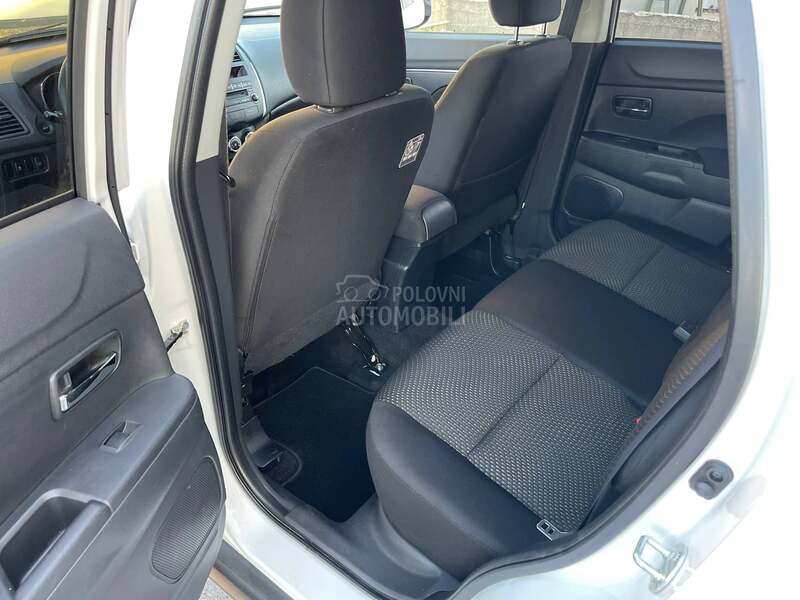 Mitsubishi ASX 4x4///xenon//