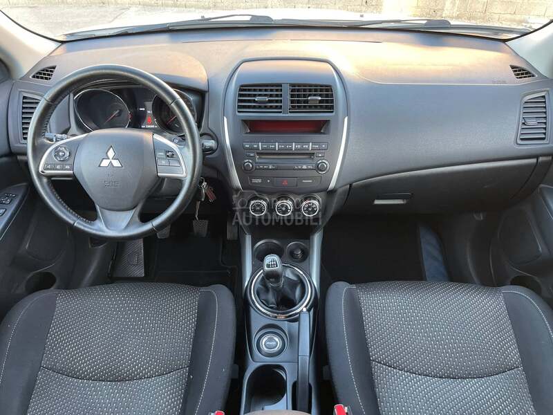 Mitsubishi ASX 4x4///xenon//