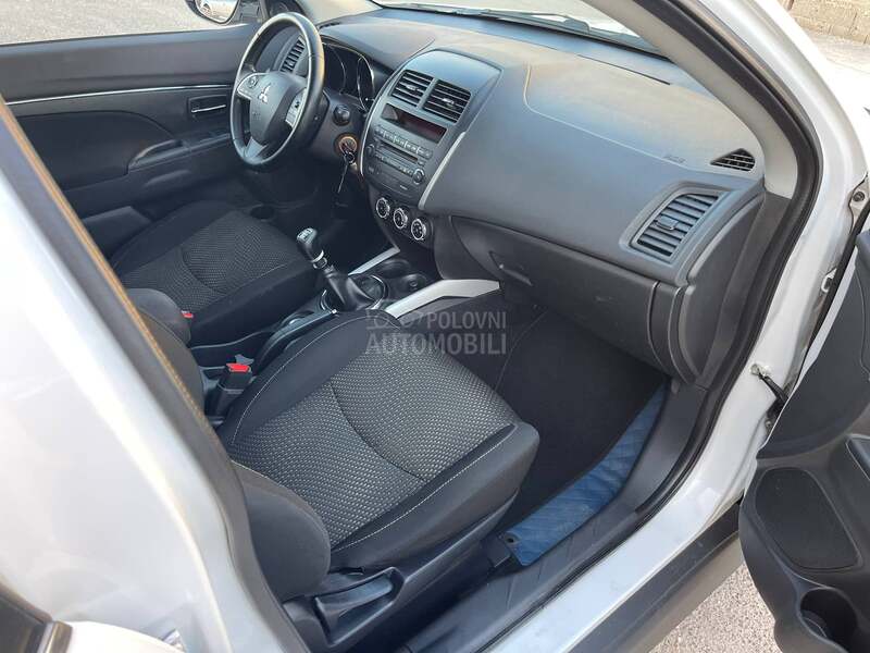Mitsubishi ASX 4x4///xenon//