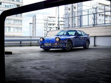 Porsche 944 S