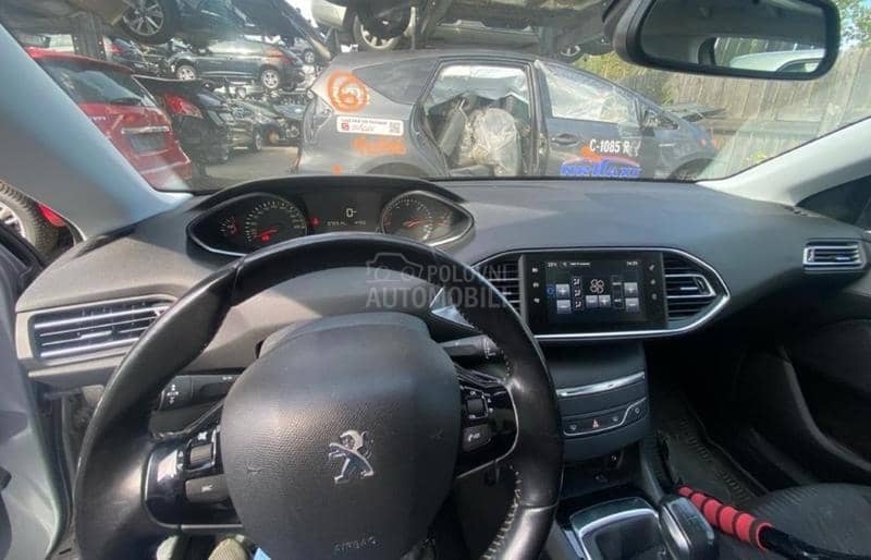 Peugeot 308 2016 - 2022. god. -  kompletan auto u delovima