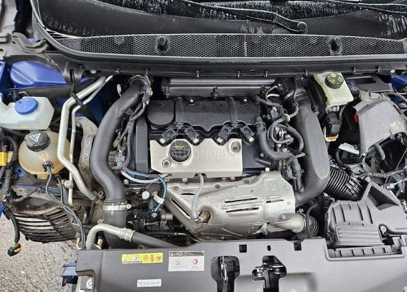 Peugeot 308 2016 - 2022. god. -  kompletan auto u delovima