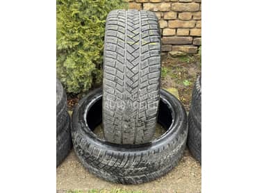 Vredestein 255/40 R20 Zimska
