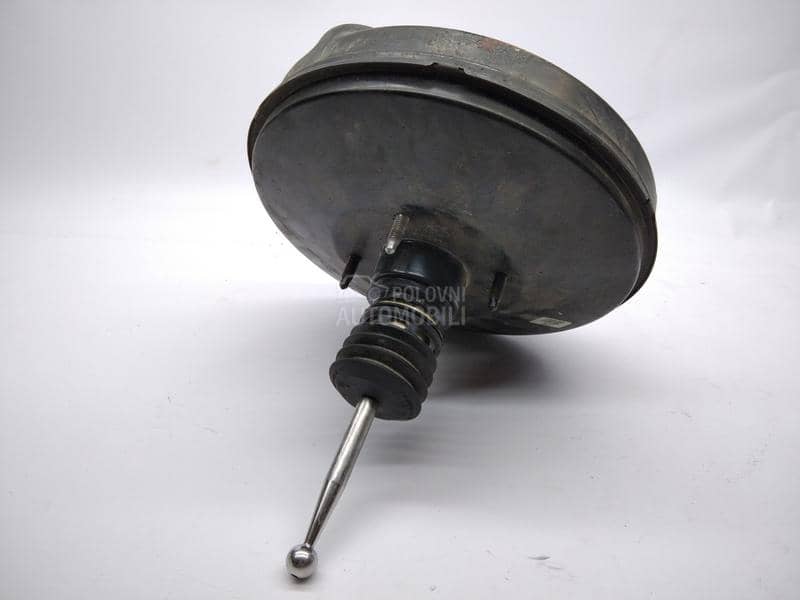 Kočiona servo pumpa