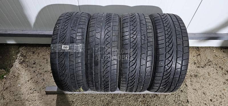 Petlas 205/55 R16 Zimska