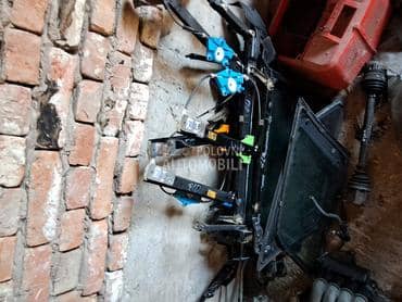 podizaci stakla za Audi A4 od 2001. do 2004. god.