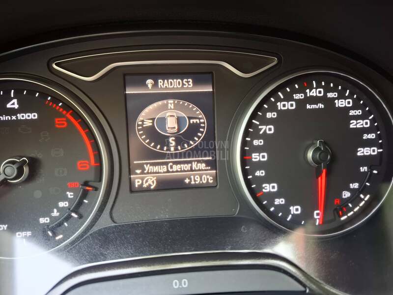 Audi Q2 1.6TDI S-TRONIC. LED