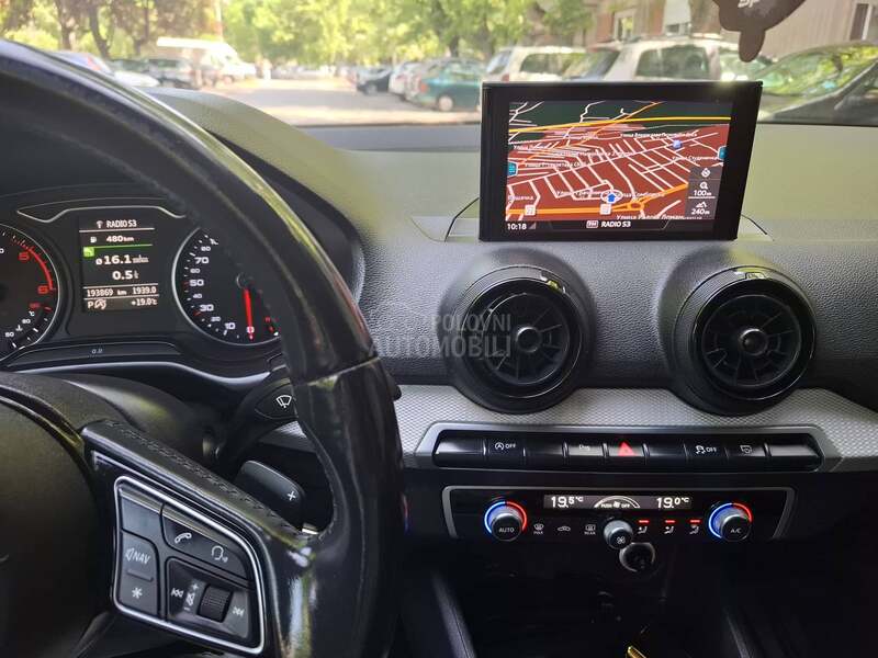 Audi Q2 1.6TDI S-TRONIC. LED
