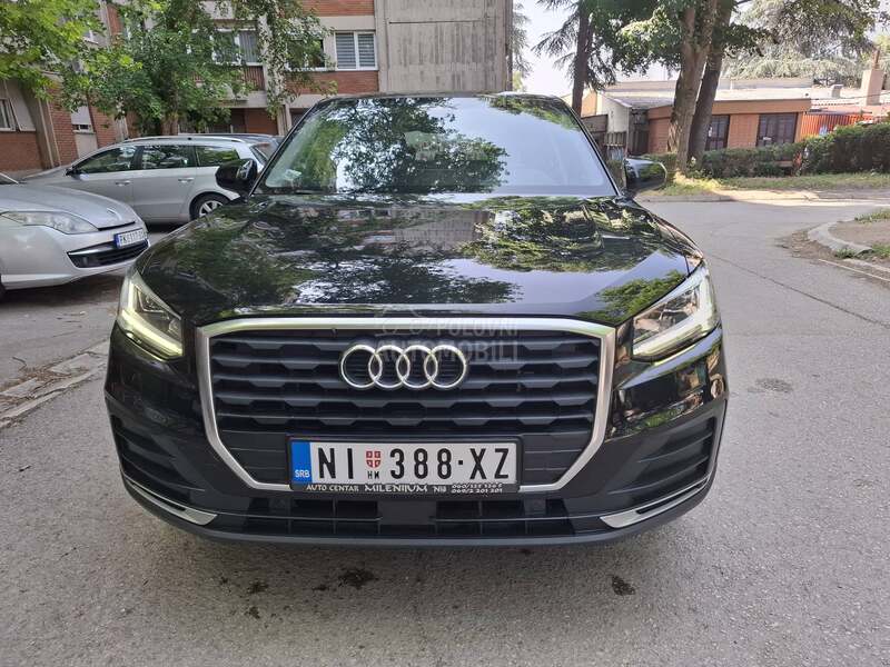 Audi Q2 1.6TDI S-TRONIC. LED