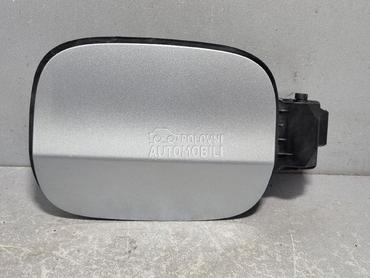 POKLOPAC REZERVOARA za Audi Q5