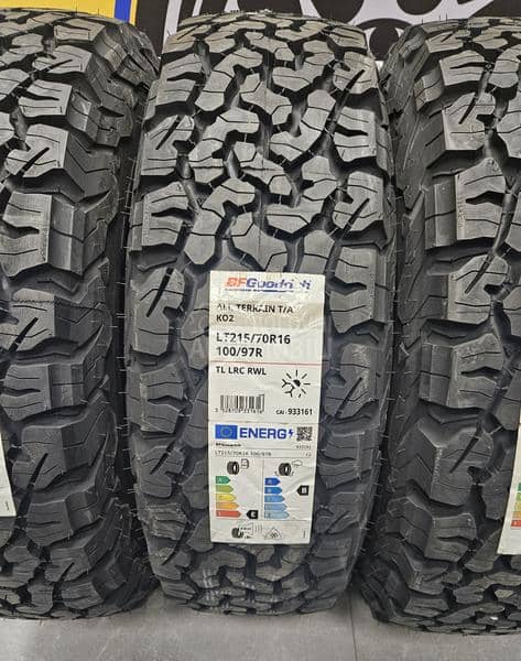 BFGoodrich 215/70 R16 Zimska