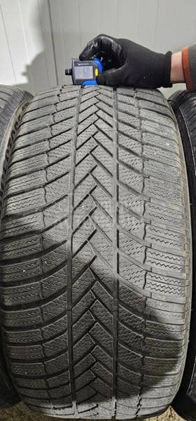 Bridgestone 285/45 R20 Zimska