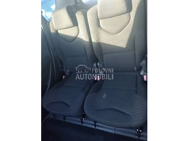 6 i 7 sediste za 308 za Peugeot 308