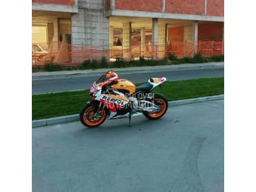 Honda sc59 Repsol