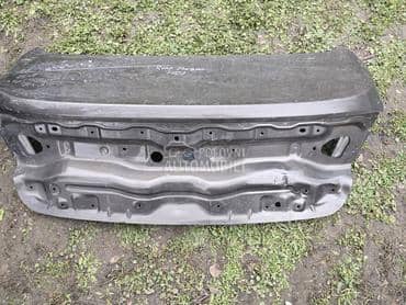 gepek vrata za Renault Megane