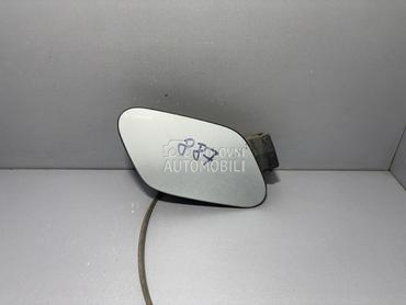 POKLOPAC REZERVOARA za Volkswagen Golf 7