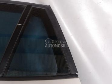 STAKLO za BMW X1