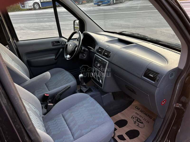 Ford Tourneo Connect 