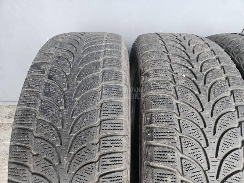 Bridgestone 225/65 R17 Zimska