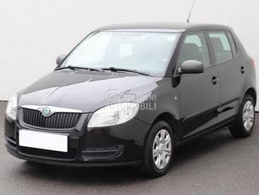 Škoda Fabia II -  kompletan auto u delovima