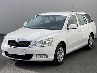 Škoda Octavia II -  kompletan auto u delovima