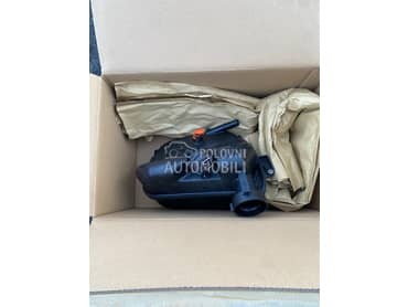 Posuda za antifriz za Porsche 911 od 2011. do 2017. god.