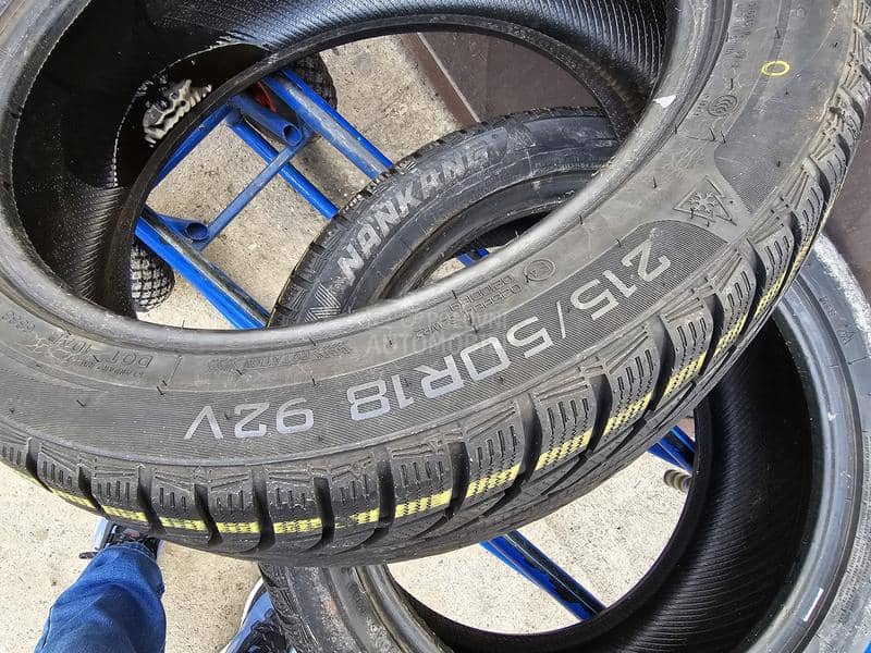 Nankang 215/50 R18 Zimska