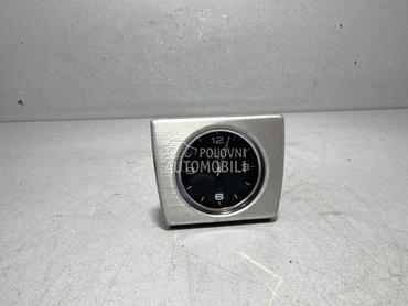 SAT INSTRUMENT TABLE za Audi A8