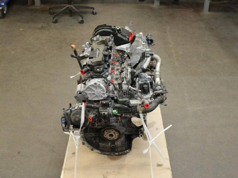 Kompletan motor