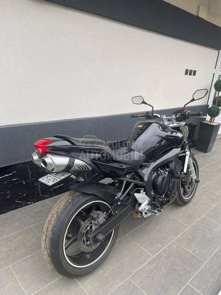 Yamaha fz6 FABRIKA
