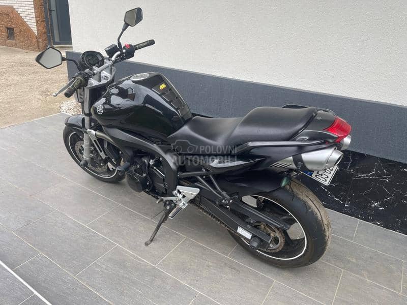 Yamaha fz6 FABRIKA