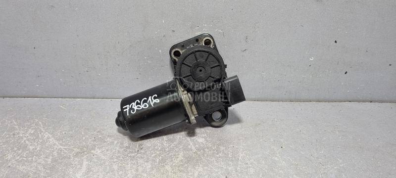 MOTORIC PREDNJEG BRISACA