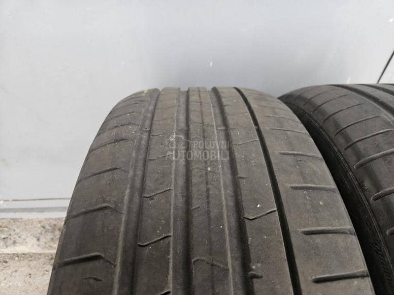 Pirelli 225/40 R19 Letnja