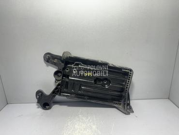 NOSAC AKUMULATORA za Volkswagen Passat B8