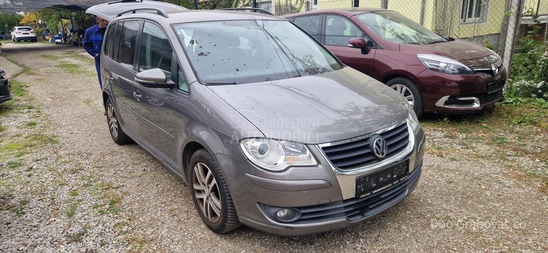 Volkswagen Touran 1.9tdi highl nav